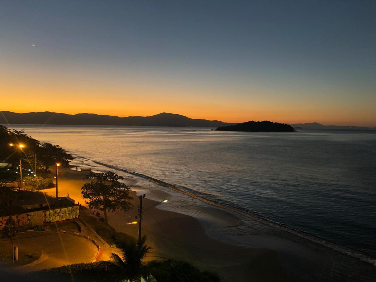 Cobertura Frente Ao Mar Daire Florianópolis Dış mekan fotoğraf